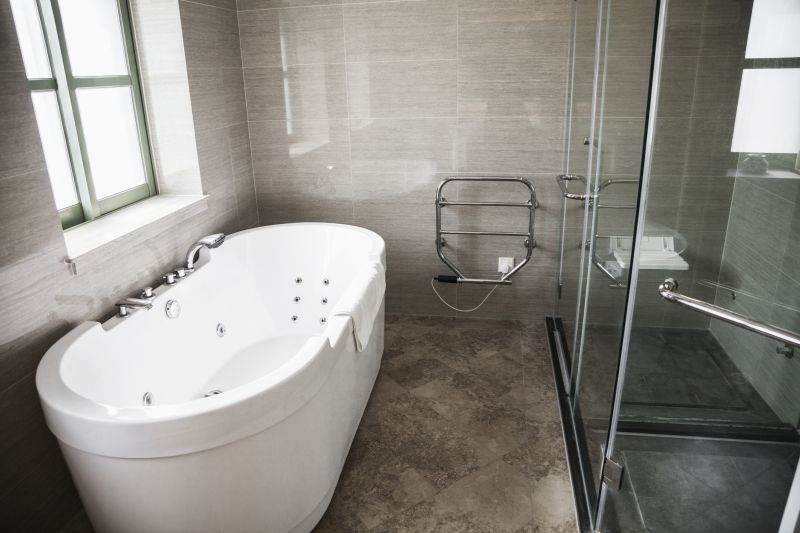 Modern Soaking Bathtub